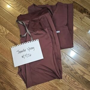 Maroon Scrub Set - V-Neck Top & Drawstring Pants